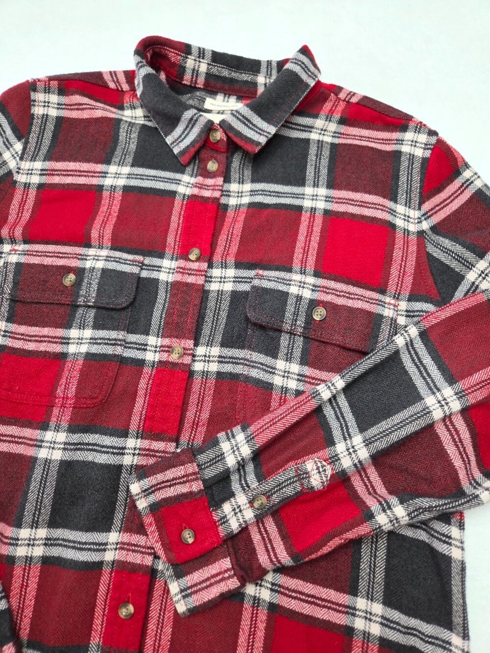 American Eagle Women’s Plaid Flannel Shirt Large Red Black Classic Fit